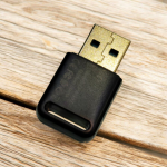 دانگل بلوتوث خودرو برند CAPO CP 102